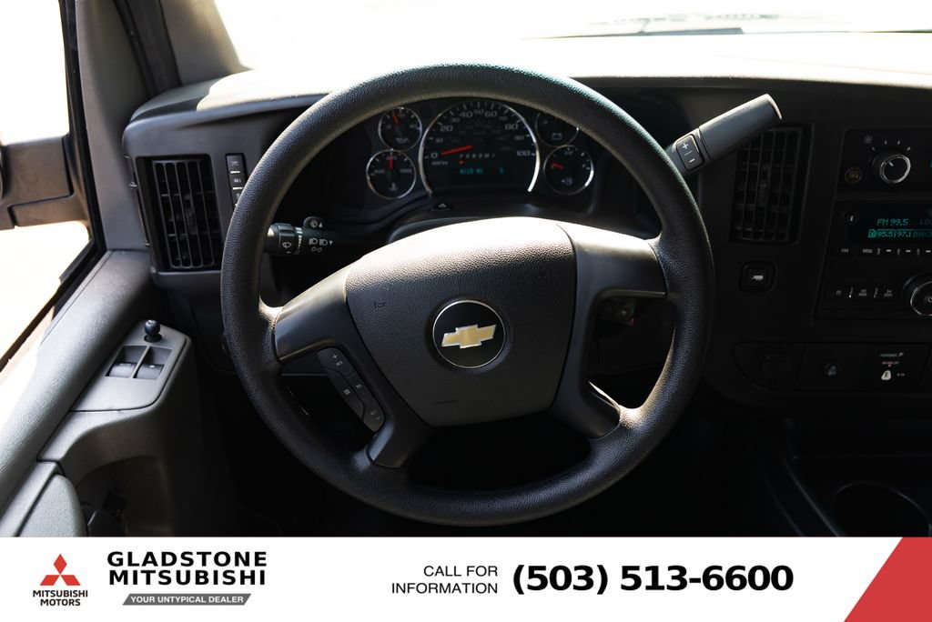 Used 2015 Chevrolet Express 2500 LT w/ LT Preferred Equipment Group RWD image 12