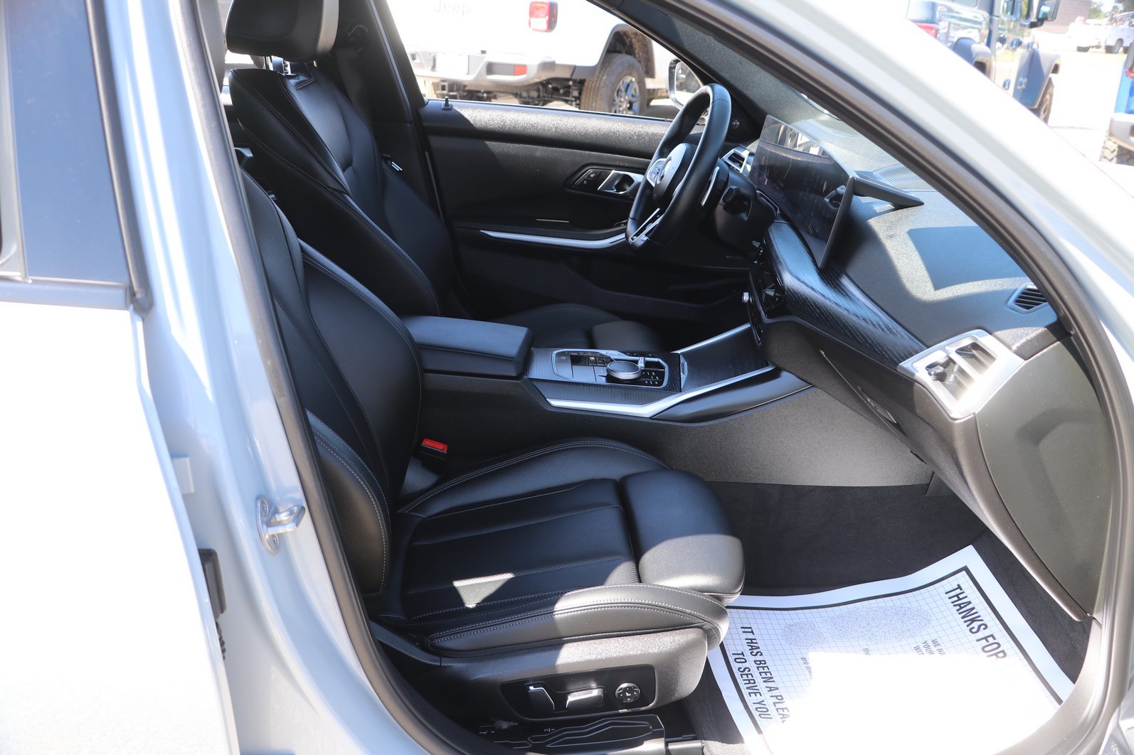 Used 2025 BMW 330i Sedan RWD image 33