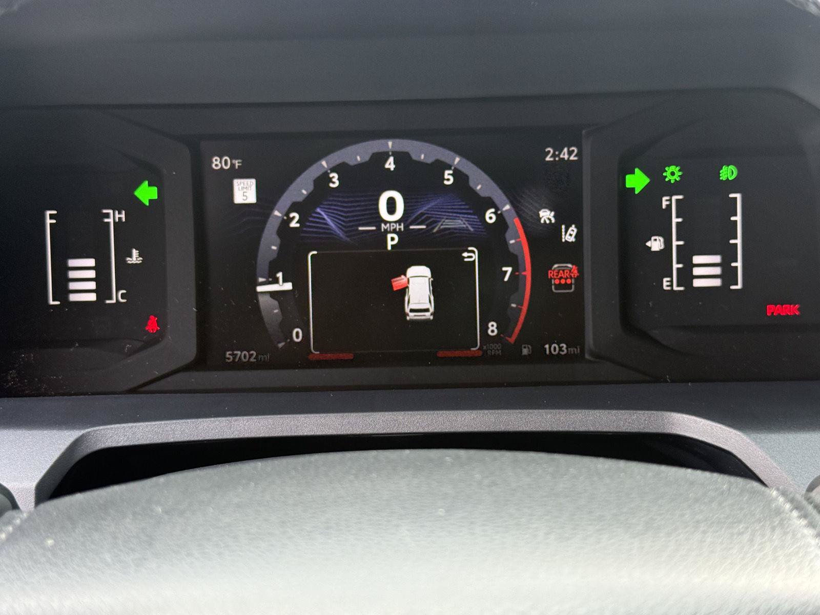 Used 2025 Toyota 4Runner SR5 AWD/4WD image 26