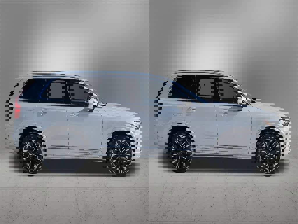Certified 2025 Volvo XC90 T8 Ultra w/ Protection Package Premier image 7