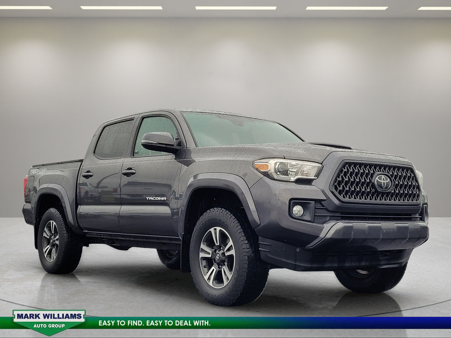 Used 2018 Toyota Tacoma TRD Sport AWD/4WD image 1