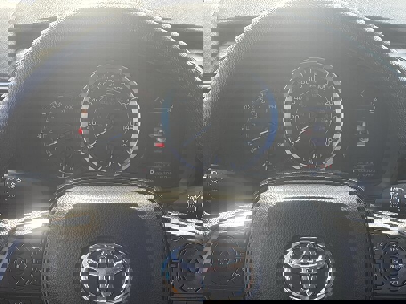 Used 2022 Toyota Corolla LE image 25