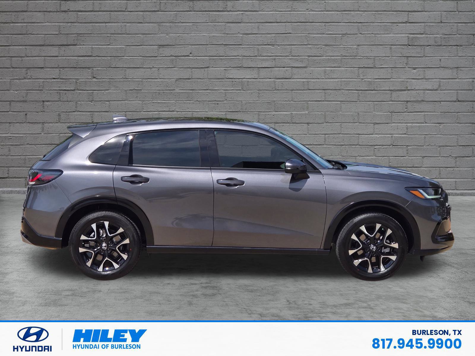 Used 2027 Honda HR-V EX-L image 3