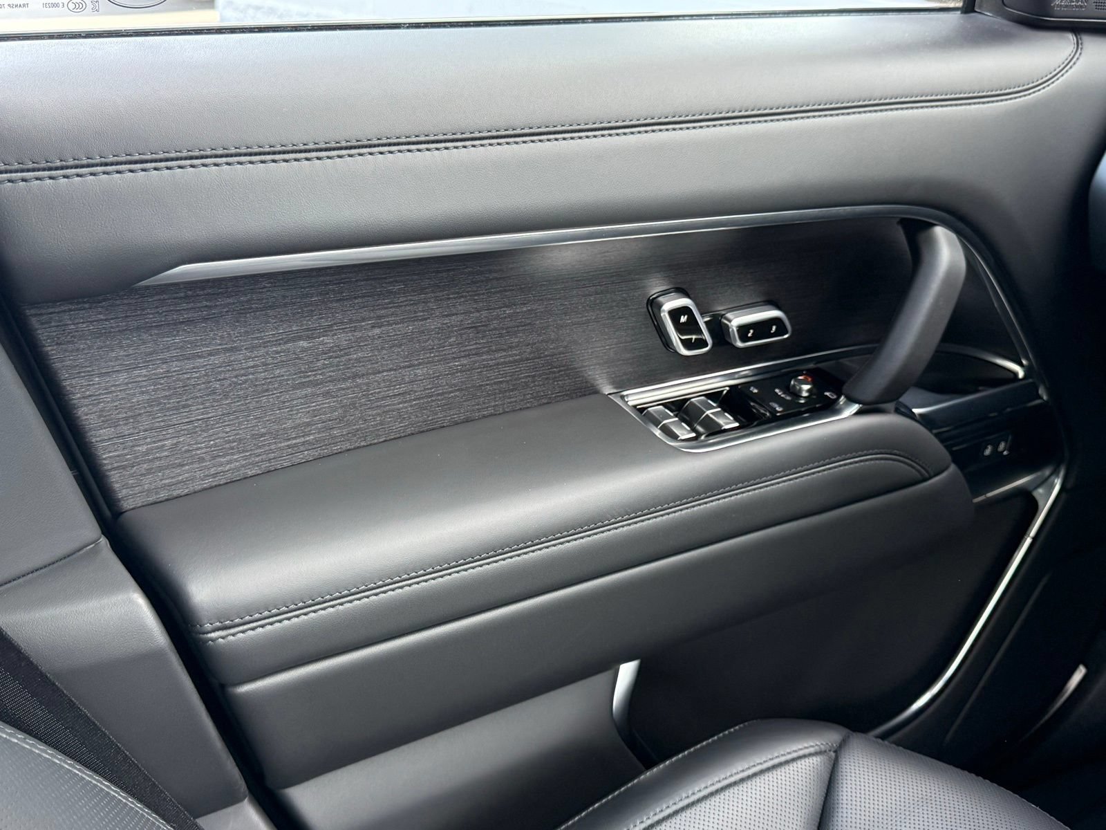 New 2026 Land Rover Range Rover SE AWD/4WD image 36