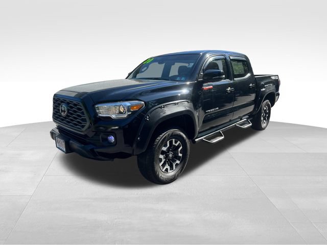 Used 2020 Toyota Tacoma TRD Off-Road w/ Technology Package AWD/4WD image 3