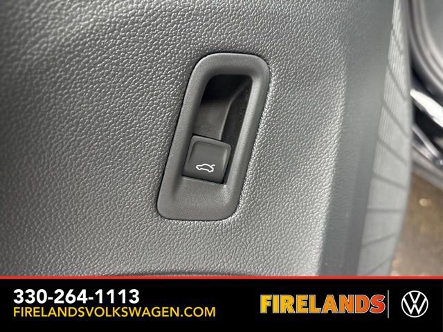 New 2026 Volkswagen Atlas Peak Edition image 11