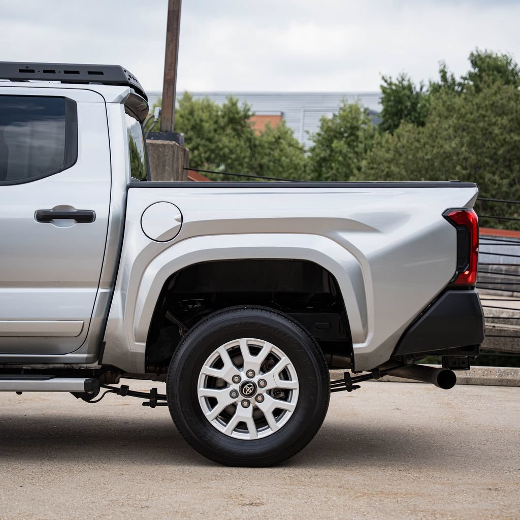 Used 2024 Toyota Tacoma SR w/ SR Upgrade Package AWD/4WD image 4