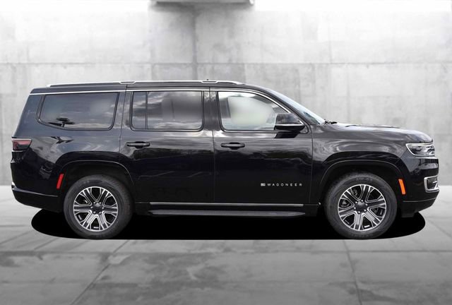 Used 2024 Jeep Wagoneer Series II w/ Flexible Seating Group image 5