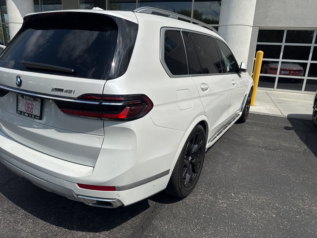Used 2026 BMW X7 xDrive40i AWD/4WD image 13