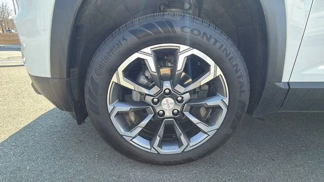 New 2026 GMC Terrain Elevation w/ Elevation Premium Package AWD/4WD image 9