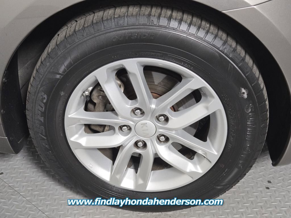 Used 2013 Kia Optima LX w/ Convenience Plus Pkg image 12