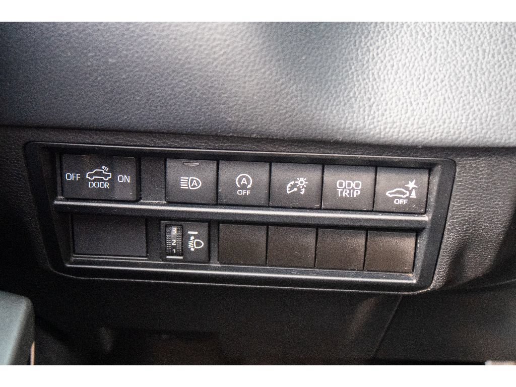 Used 2022 Toyota Tundra Limited w/ TRD Off-Road Package AWD/4WD image 24