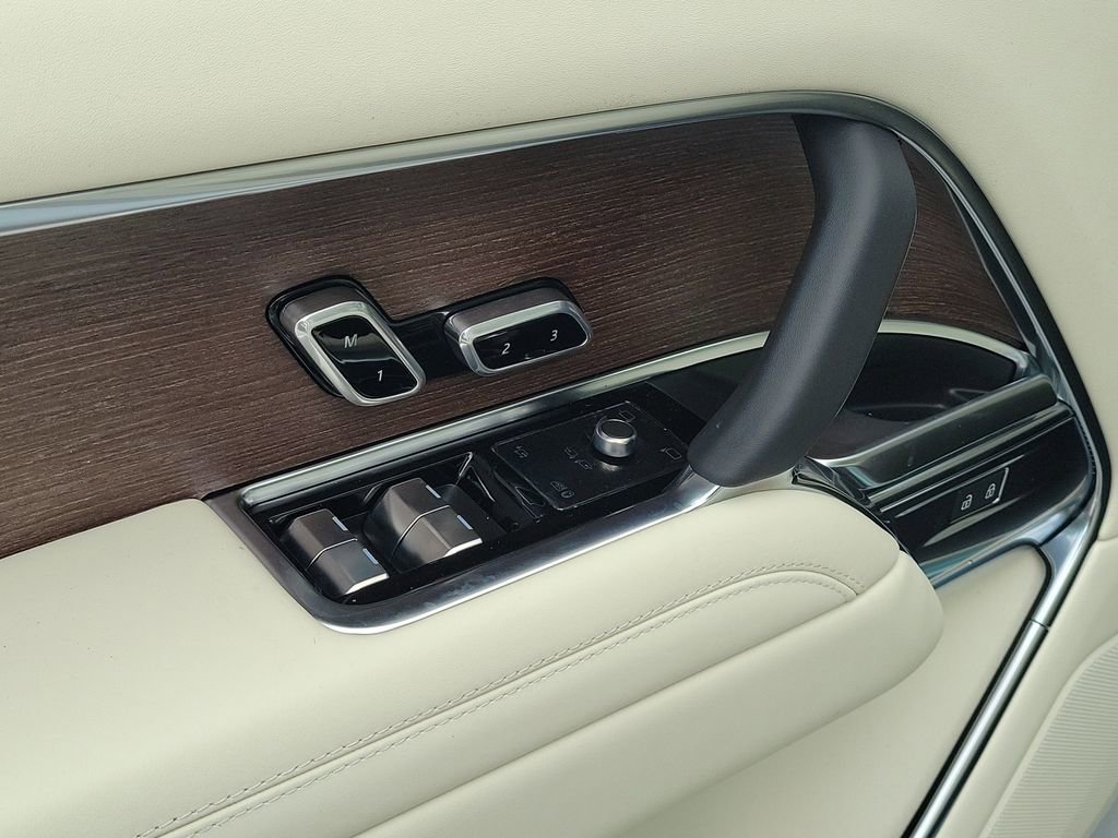 New 2026 Land Rover Range Rover SE AWD/4WD image 24
