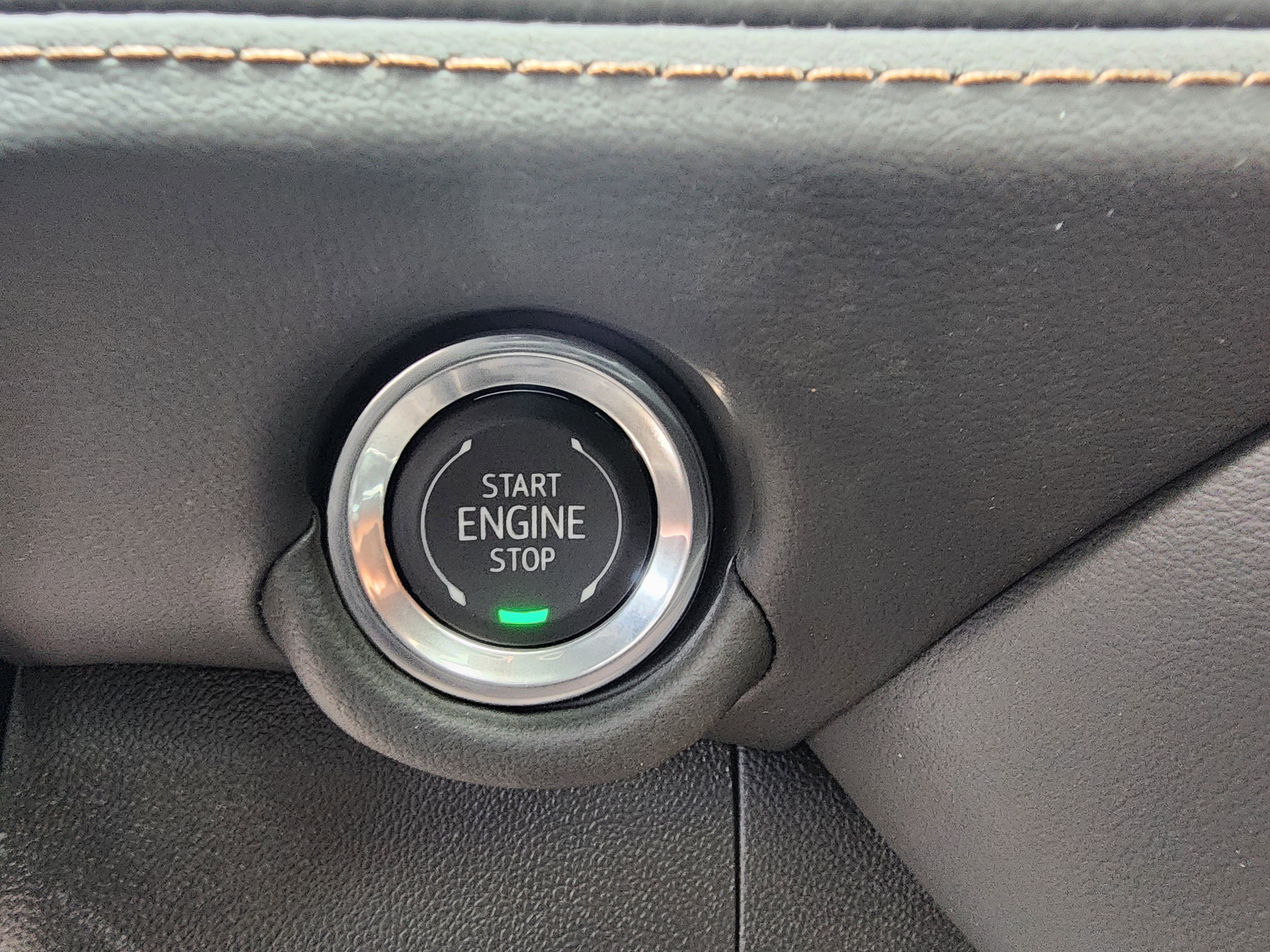 Used 2026 Chevrolet Suburban High Country image 32