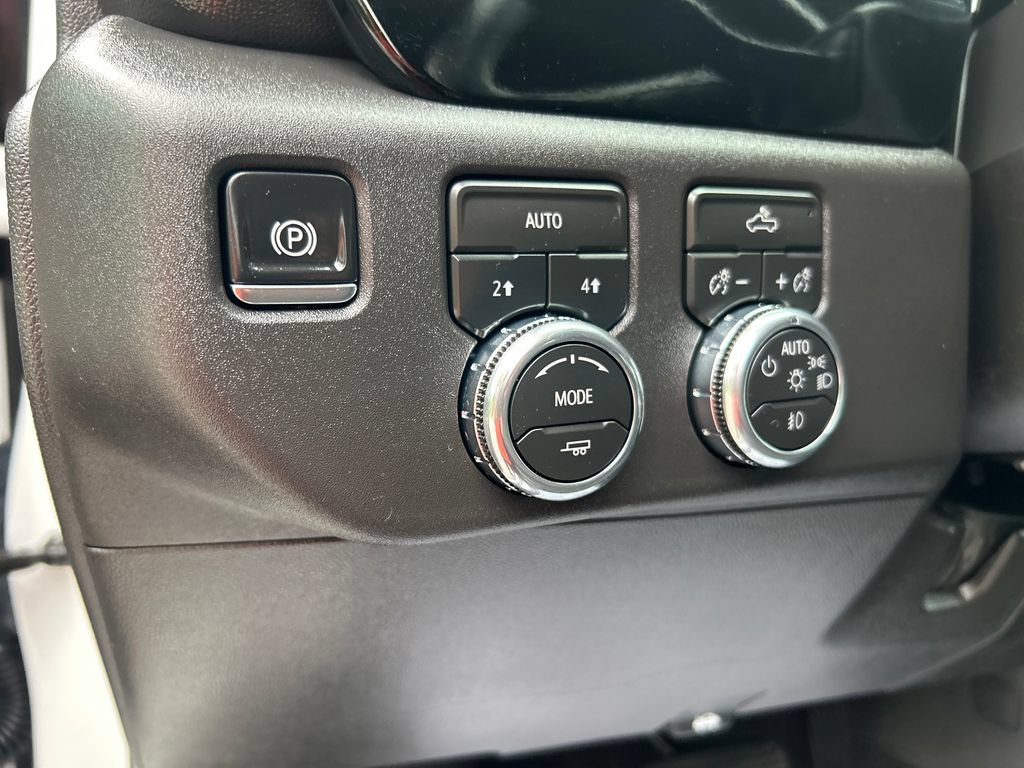 Used 2026 GMC Sierra 1500 Elevation AWD/4WD image 21
