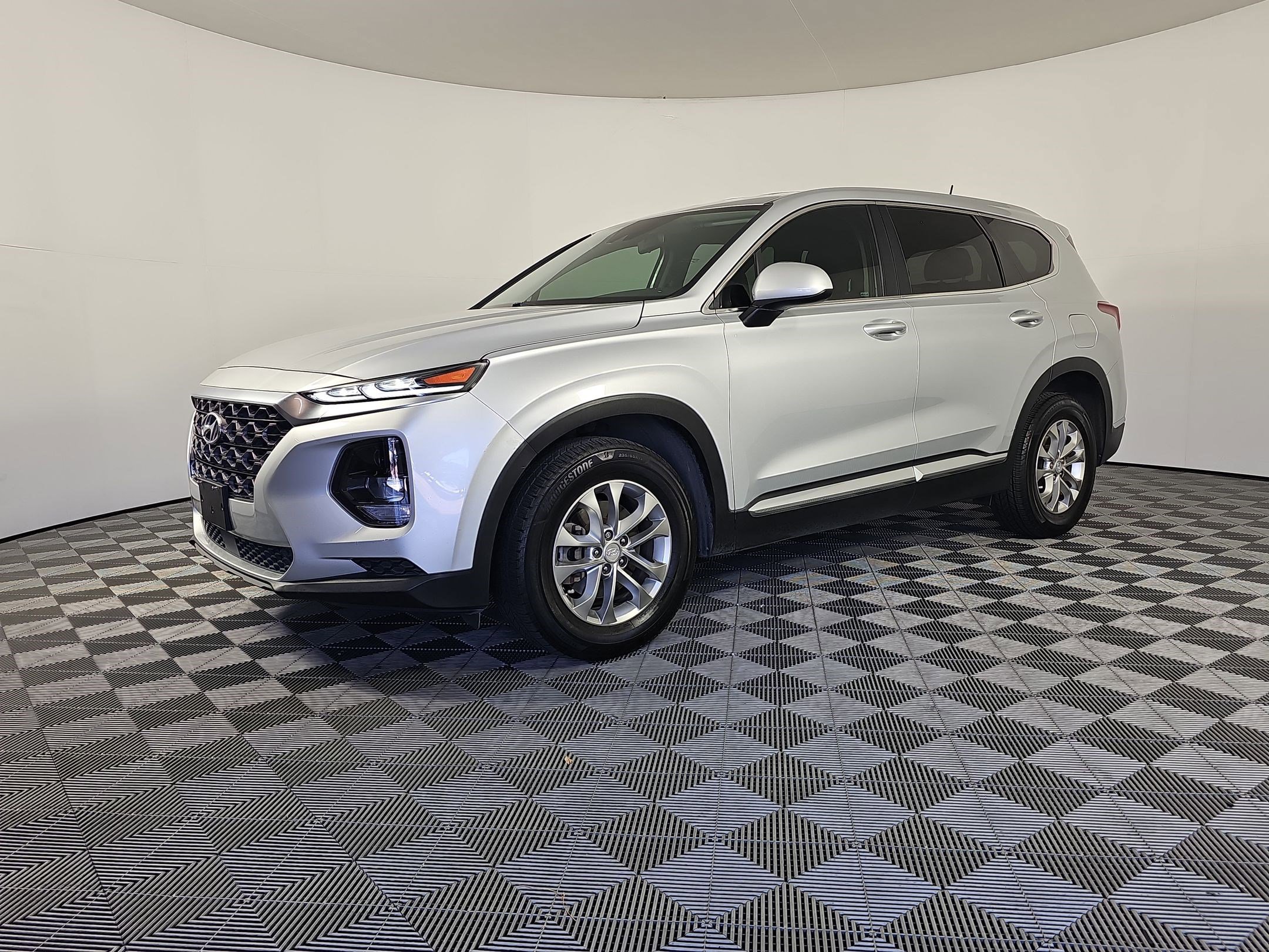 Used 2019 Hyundai Santa Fe SE