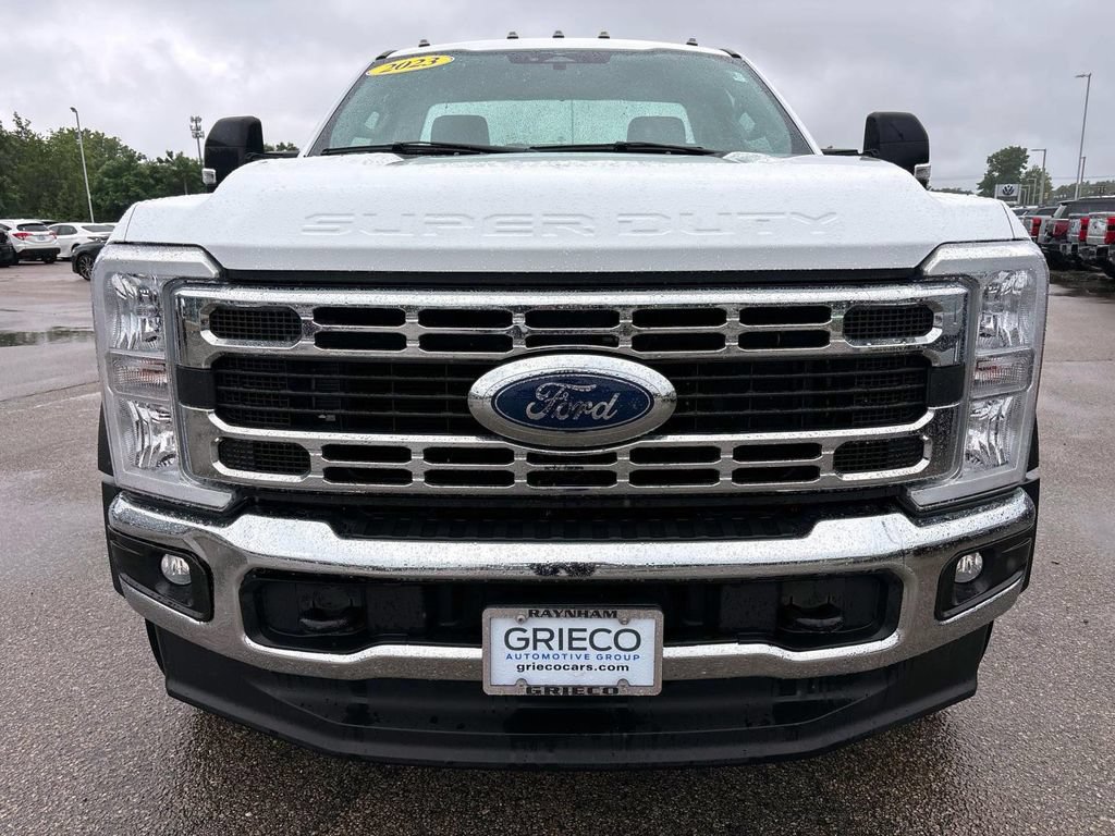 Used 2023 Ford F550 2WD Regular Cab Super Duty image 5