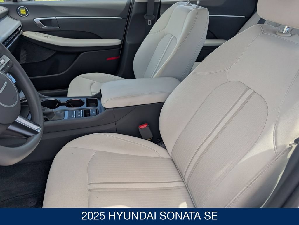Certified 2025 Hyundai Sonata SE FWD image 14