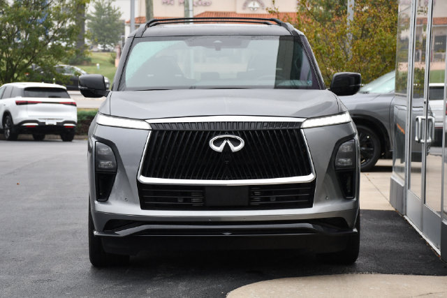 Certified 2026 INFINITI QX80 4WD w/ Sport Exterior Package image 12
