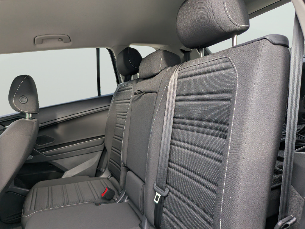 Certified 2024 Volkswagen Tiguan S FWD image 15