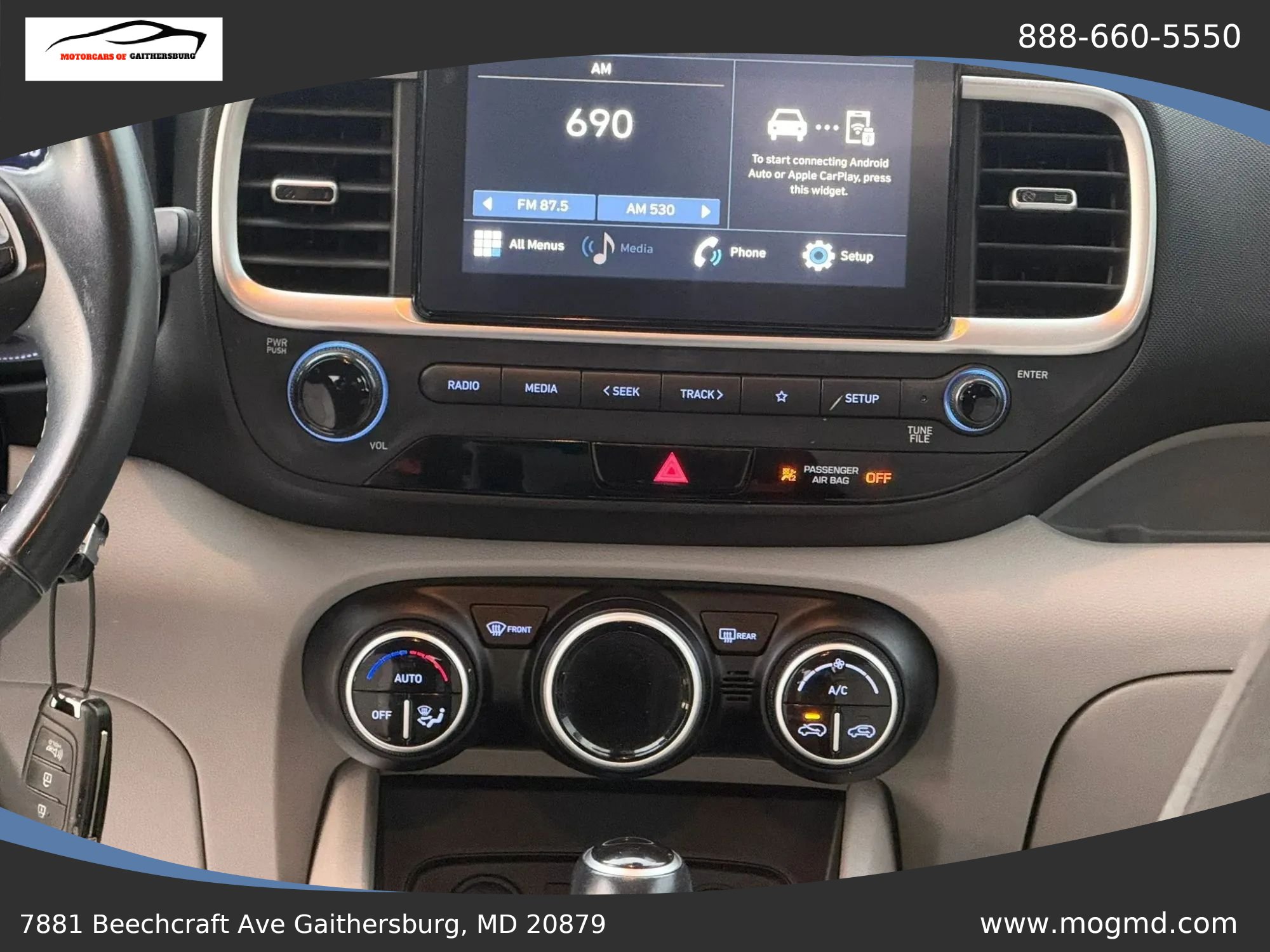 Used 2021 Hyundai Venue SEL w/ Cargo Package FWD image 24