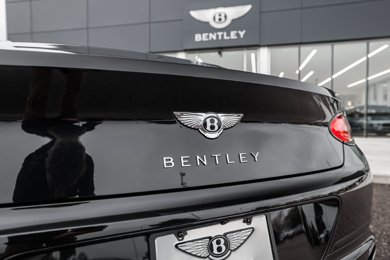 Certified 2023 Bentley Continental GT V8 AWD/4WD image 12