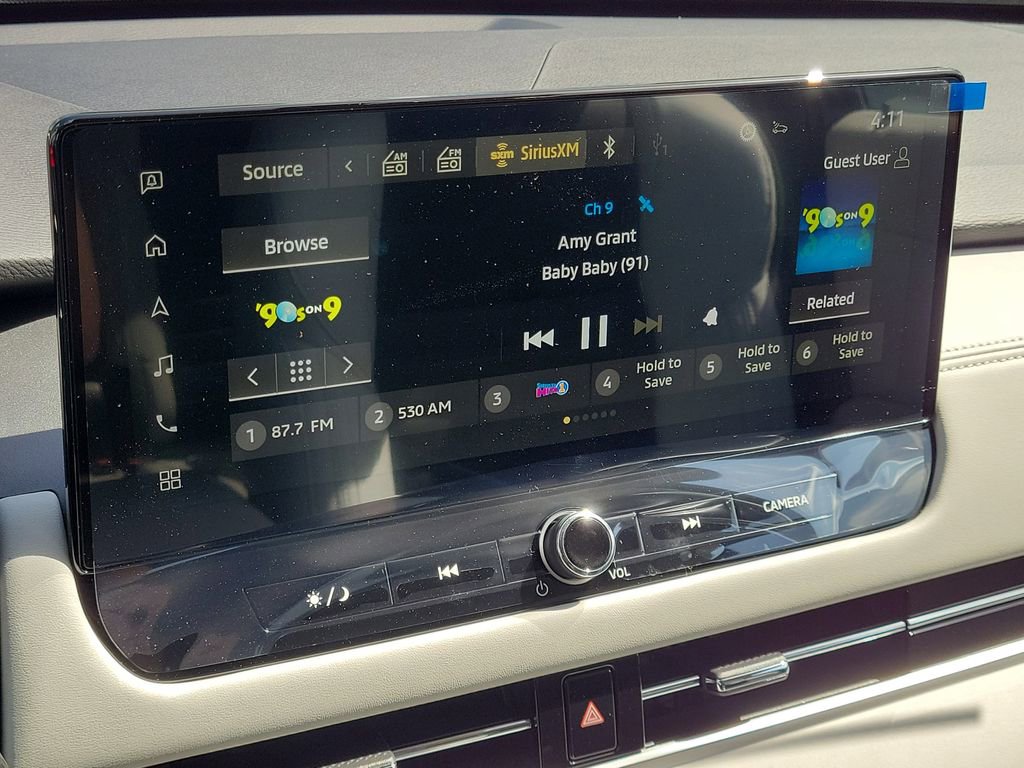 New 2025 Mitsubishi Outlander SE image 17