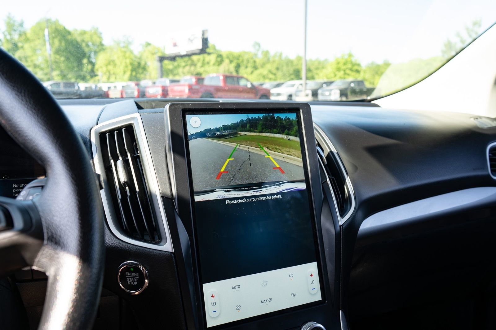 Used 2023 Ford Edge SE AWD/4WD image 24