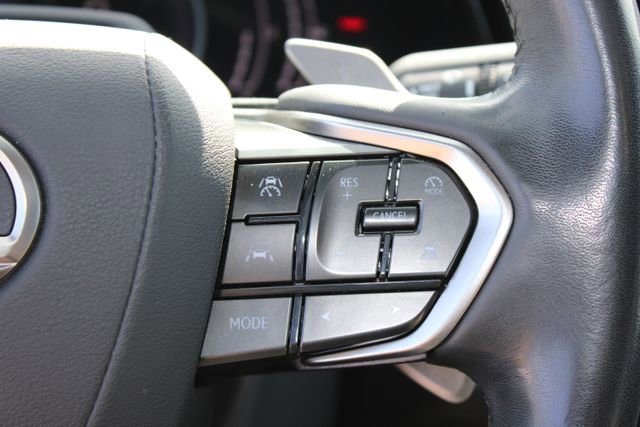 Used 2023 Lexus RX 350h w/ Cold Area Package AWD/4WD image 17