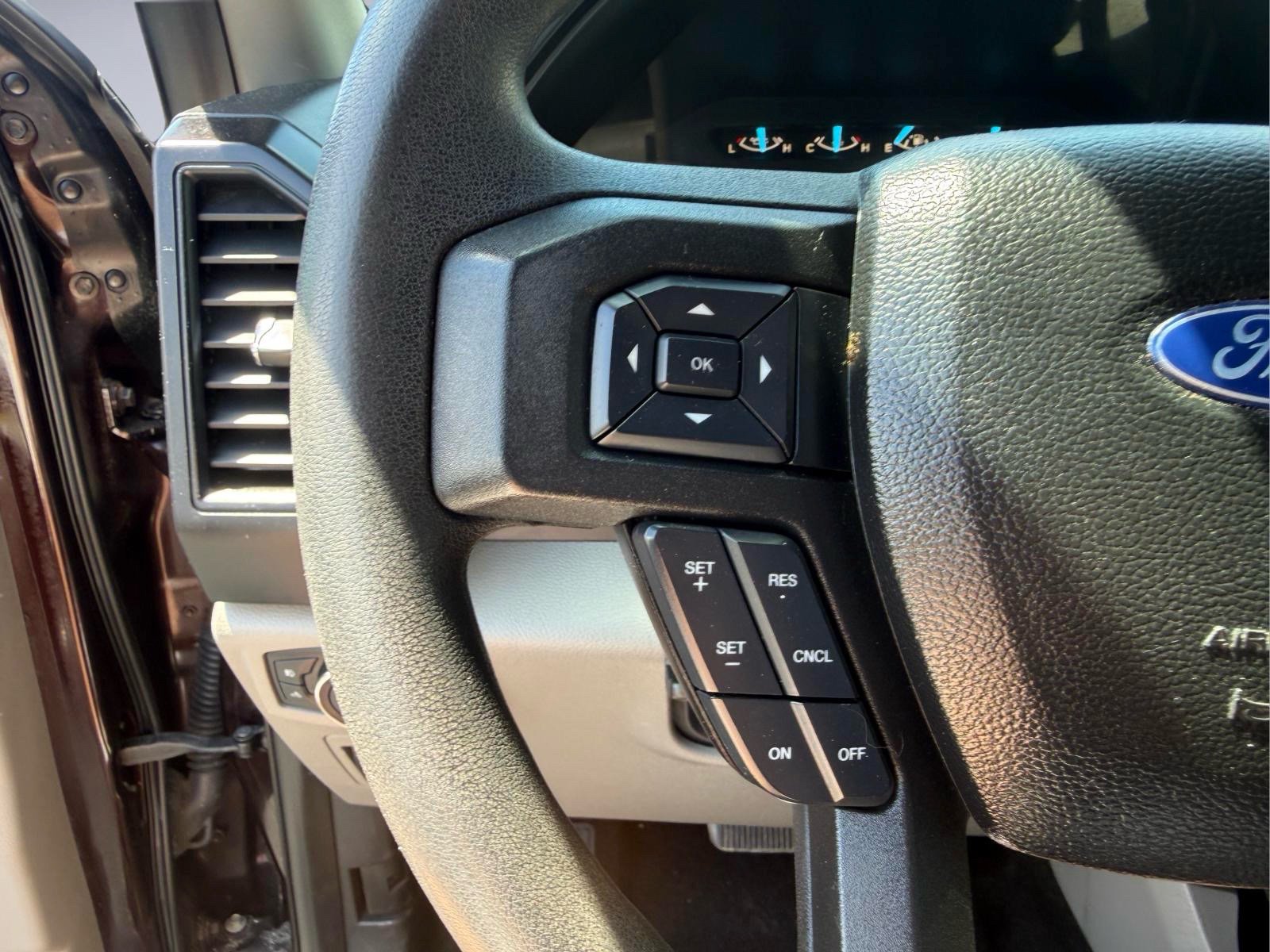 Used 2018 Ford F150 XL w/ Equipment Group 101A Mid AWD/4WD image 20