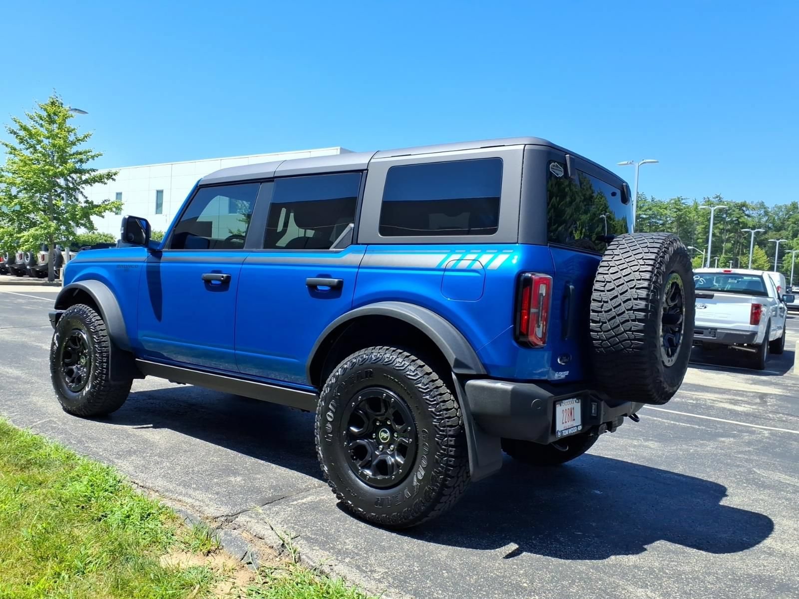 Used 2023 Ford Bronco Wildtrak AWD/4WD image 7