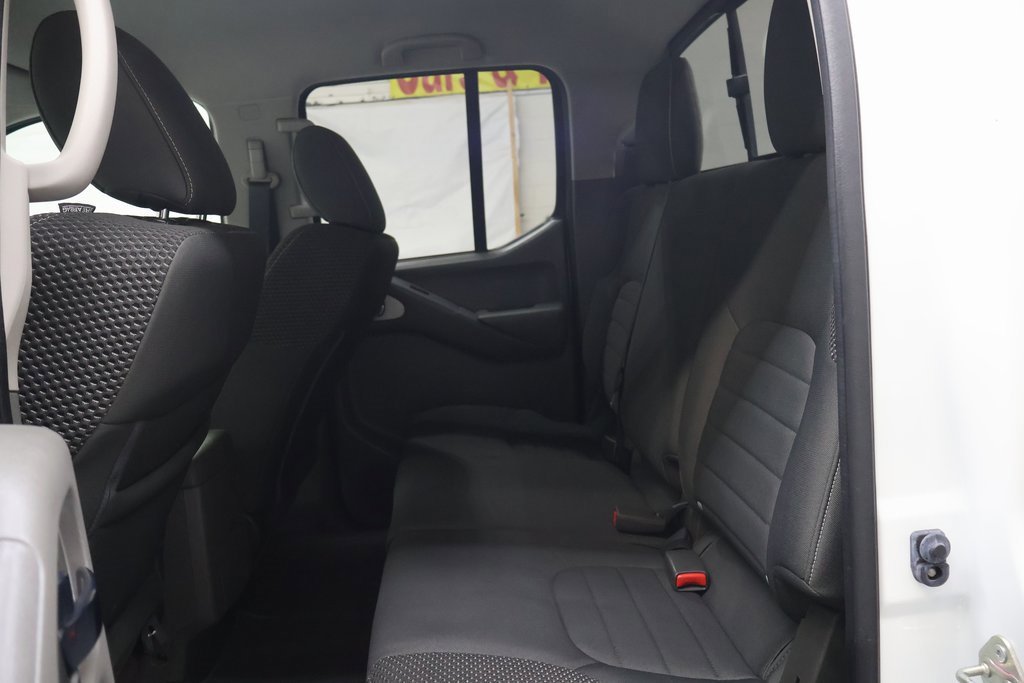 Used 2019 Nissan Frontier Desert Runner image 14