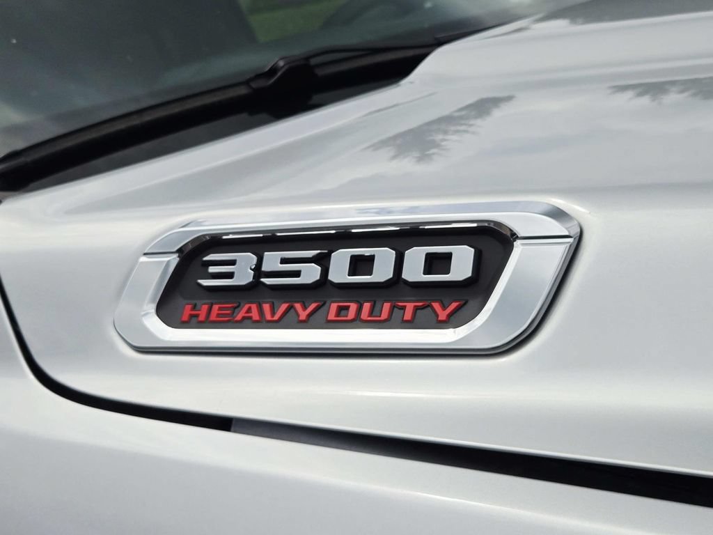 New 2026 RAM 3500 Tradesman AWD/4WD image 15
