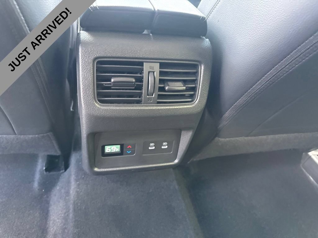 Certified 2025 Nissan Rogue SL w/ Tech Package AWD/4WD image 15