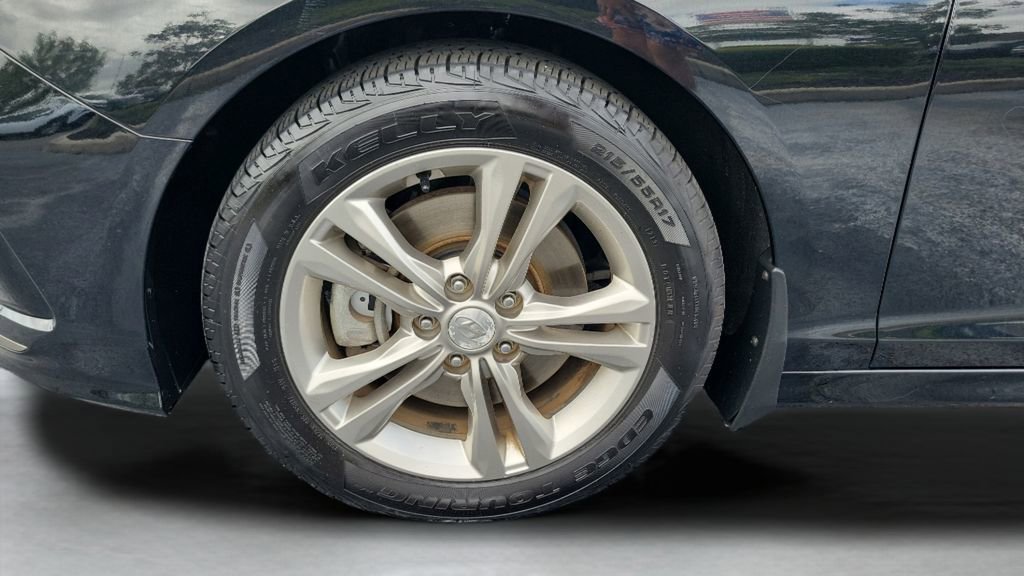 Used 2019 Hyundai Sonata SEL w/ Tech Package 02 FWD image 32
