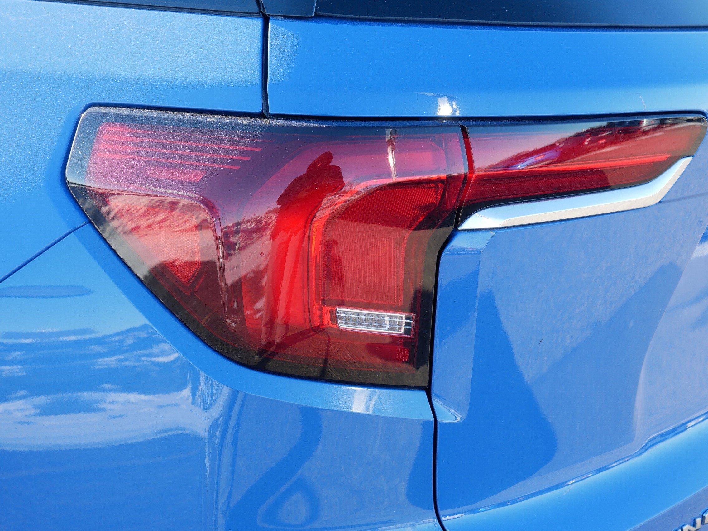 Used 2025 GMC Terrain Elevation image 17