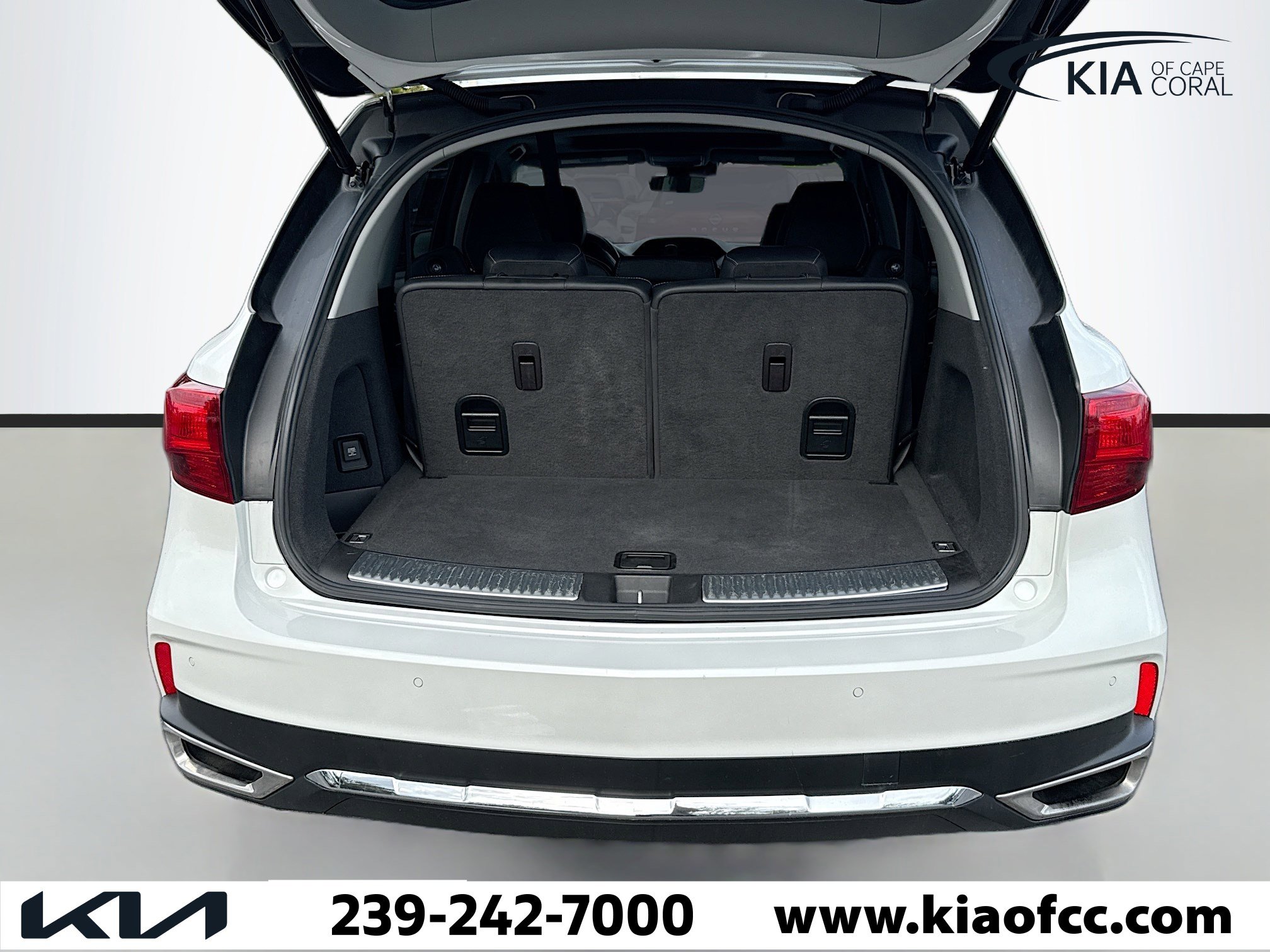 Used 2020 Acura MDX FWD w/ Technology Package image 11