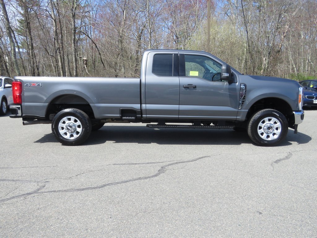 Used 2023 Ford F250 XLT w/ Snow Plow Prep Package image 5