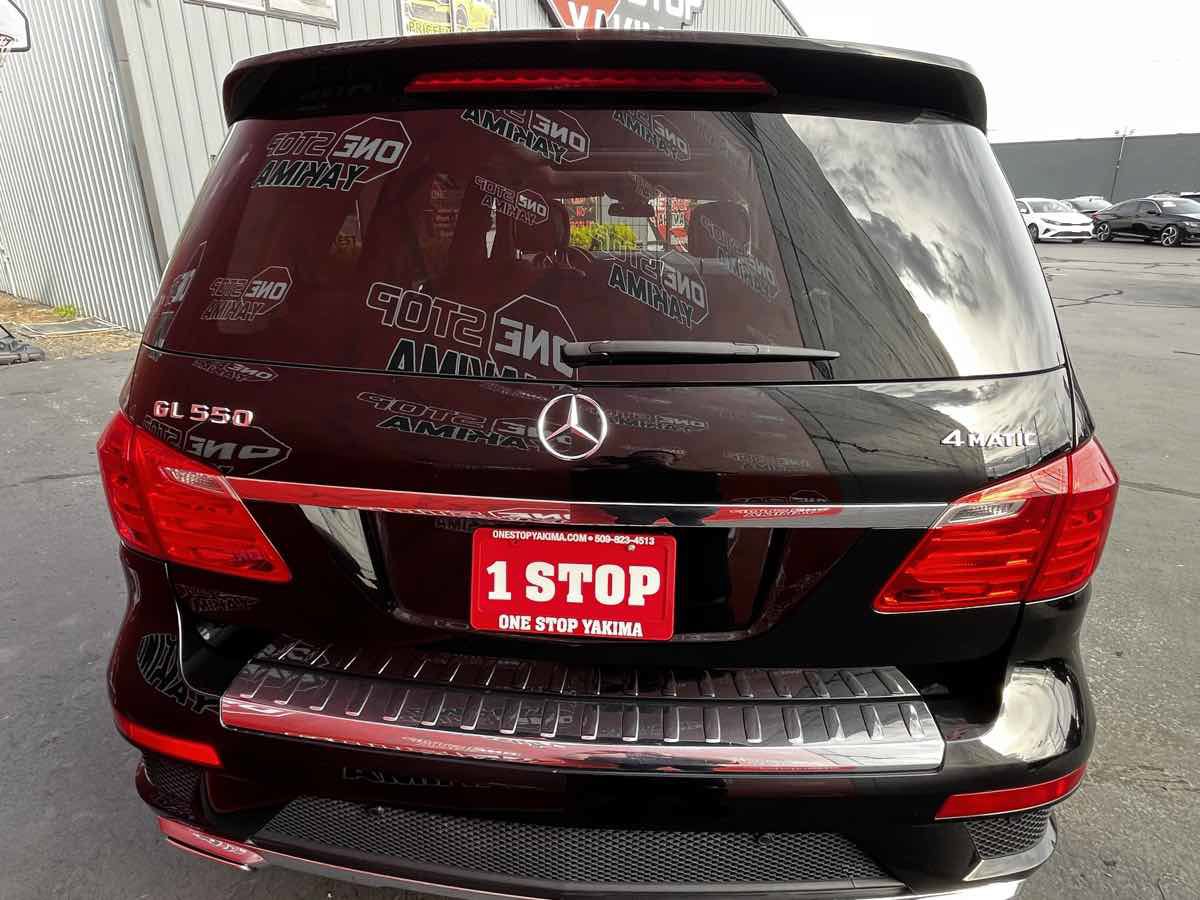 Used 2016 Mercedes-Benz GL 550 4MATIC image 5