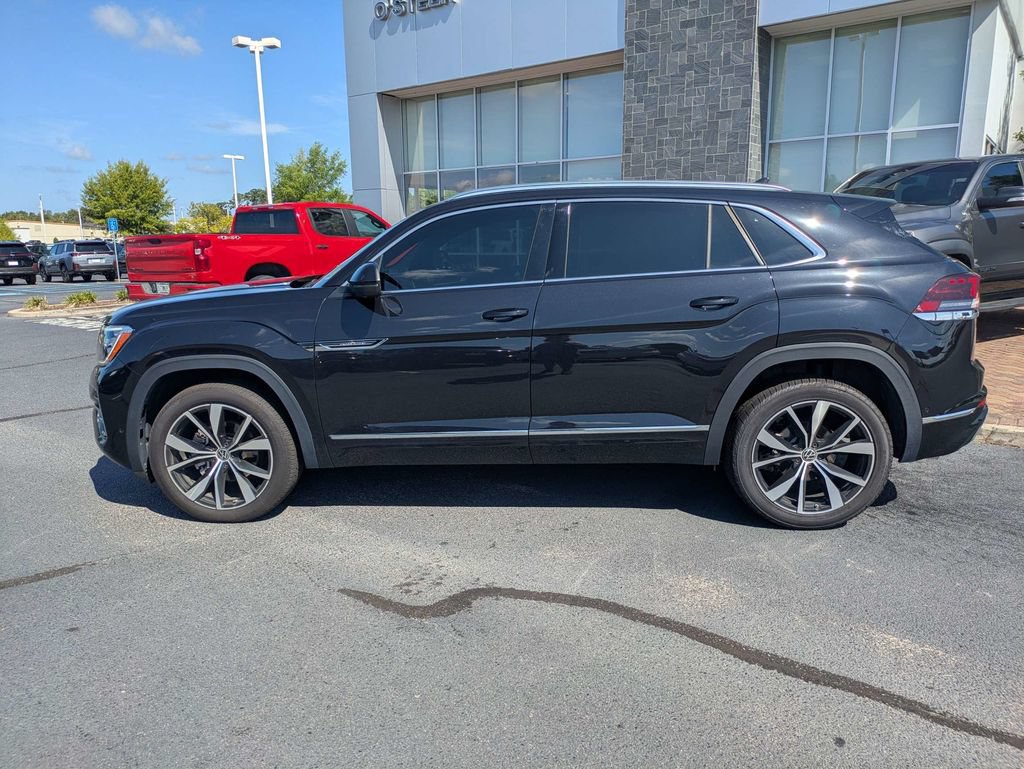 Certified 2025 Volkswagen Atlas Cross Sport SEL Premium R-Line AWD/4WD image 8