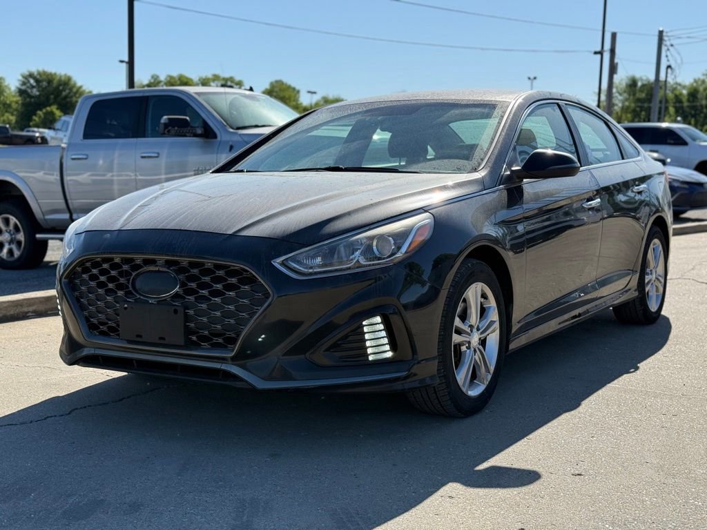 Used 2019 Hyundai Sonata SEL FWD image 2