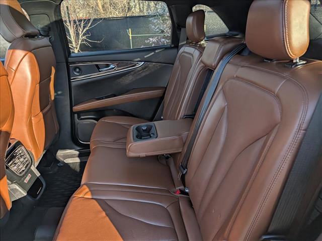 Certified 2022 Lincoln Nautilus Reserve w/ Luxury Package image 26