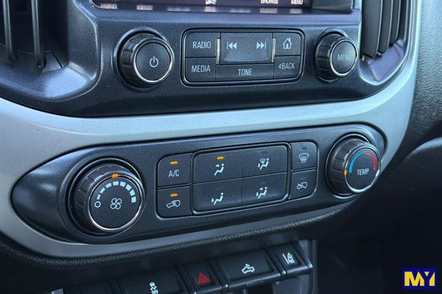Used 2018 Chevrolet Colorado LT w/ Safety Package RWD image 23