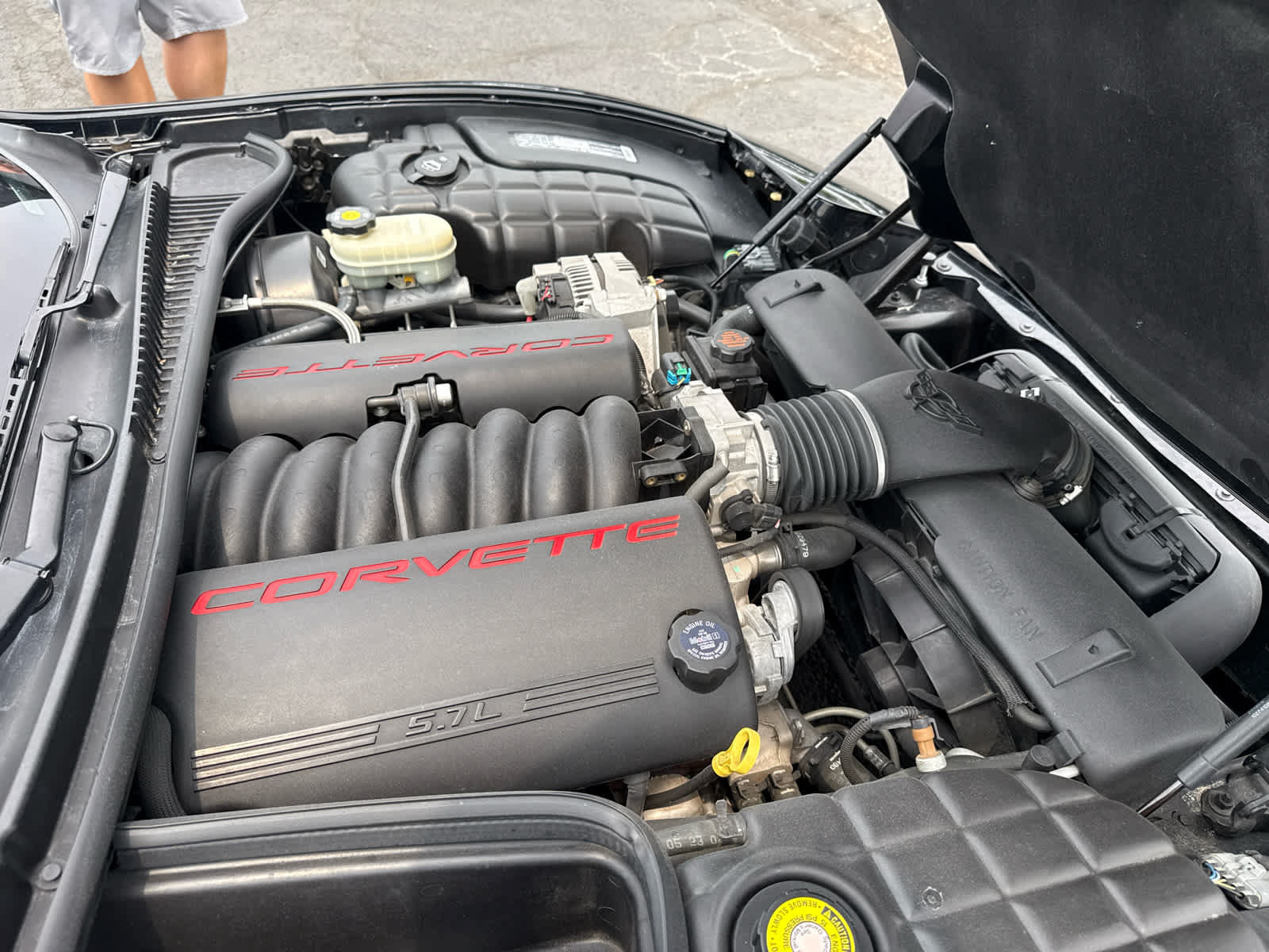 Used 2002 Chevrolet Corvette Coupe w/ Preferred Equipment Group1 RWD image 20