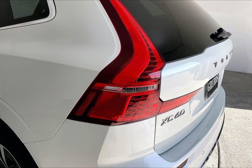 Certified 2022 Volvo XC60 T8 Inscription Expression image 39