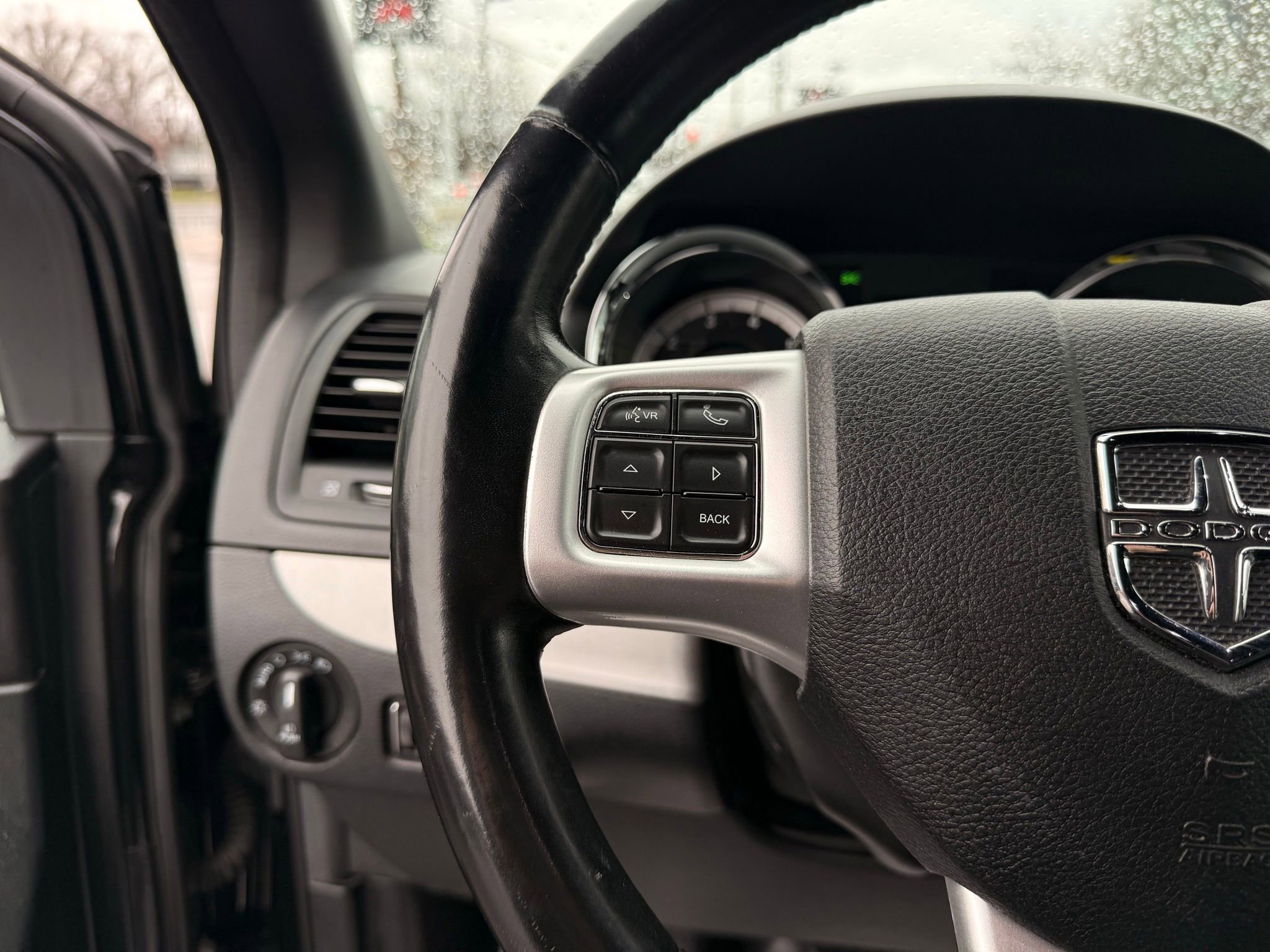 Used 2018 Dodge Grand Caravan GT image 42