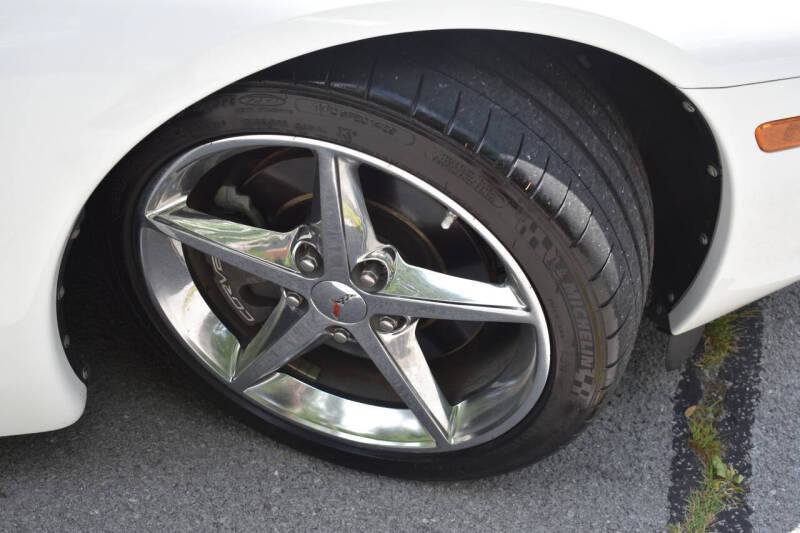 Used 2012 Chevrolet Corvette Coupe w/ Battery Protection Package RWD image 26