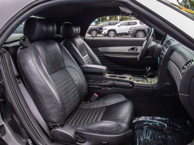 Used 2002 Ford Thunderbird image 18