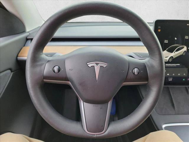 Used 2021 Tesla Model Y Long Range AWD/4WD image 19