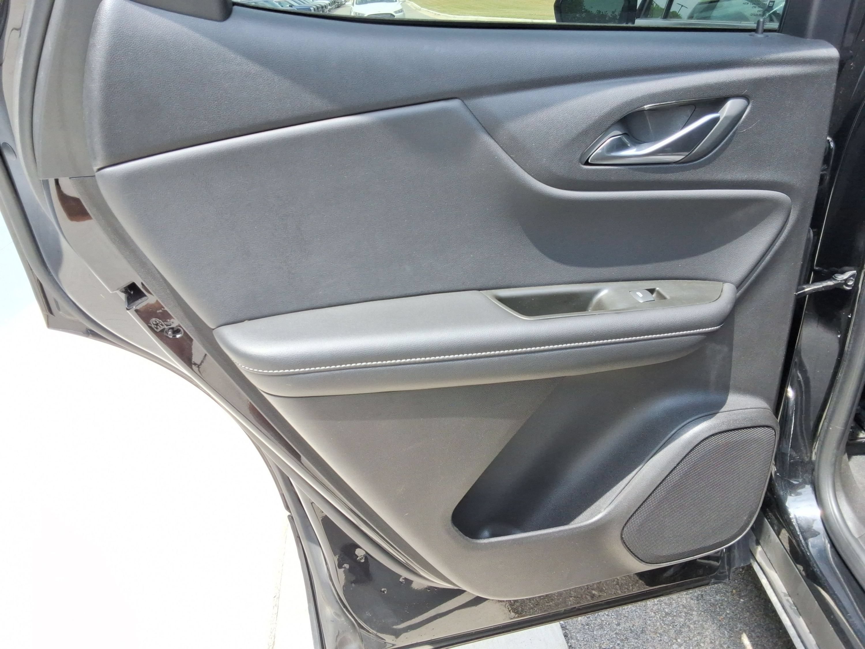 Used 2024 Chevrolet Blazer LT AWD/4WD image 23